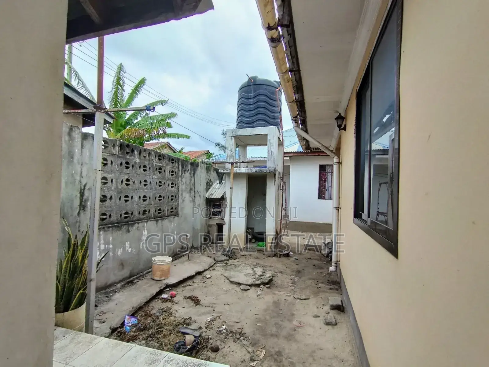 3bdrm House in Buza Karibu Na, Ilala for sale