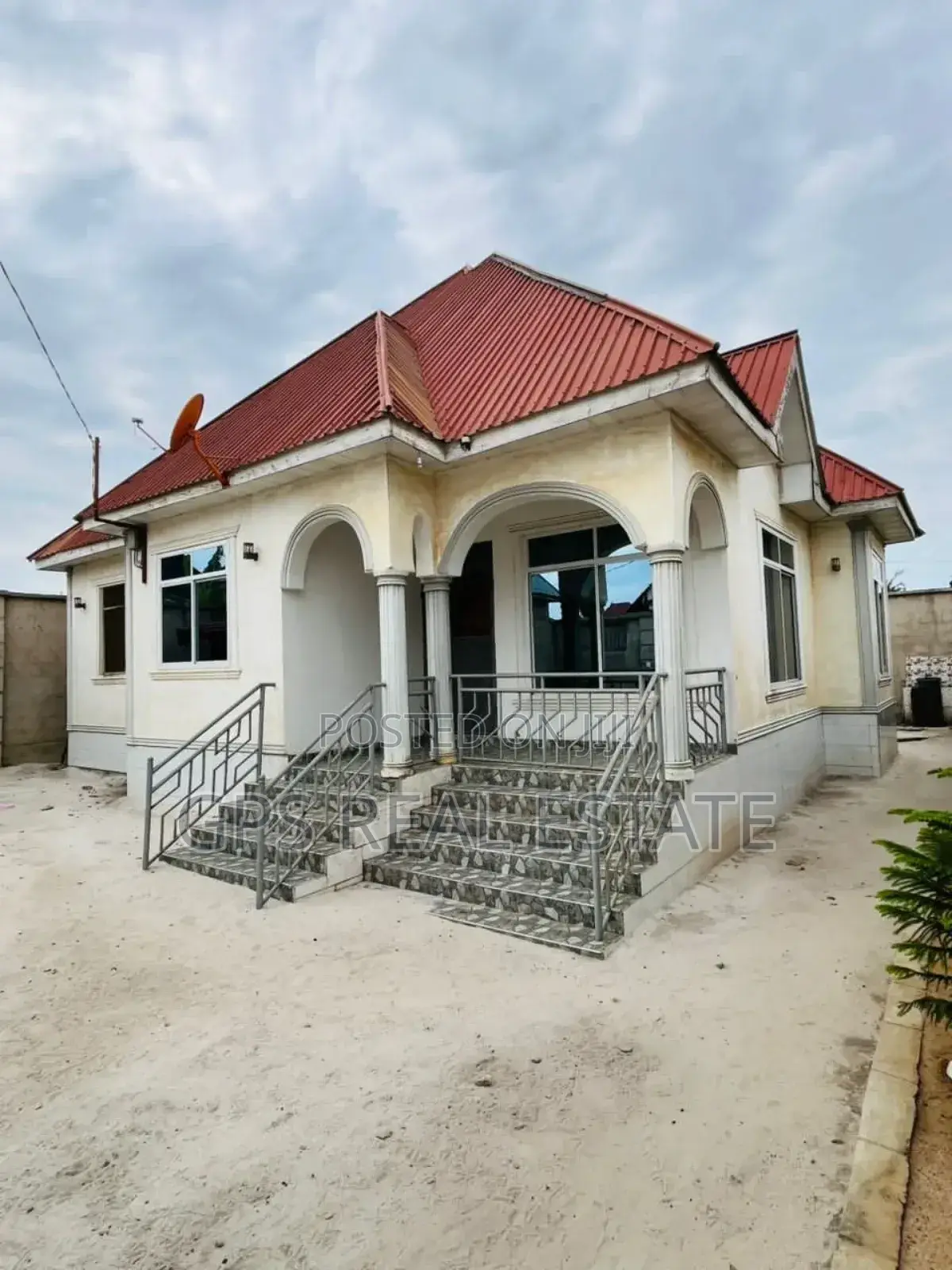 3bdrm House in Mbondole, Ilala for sale