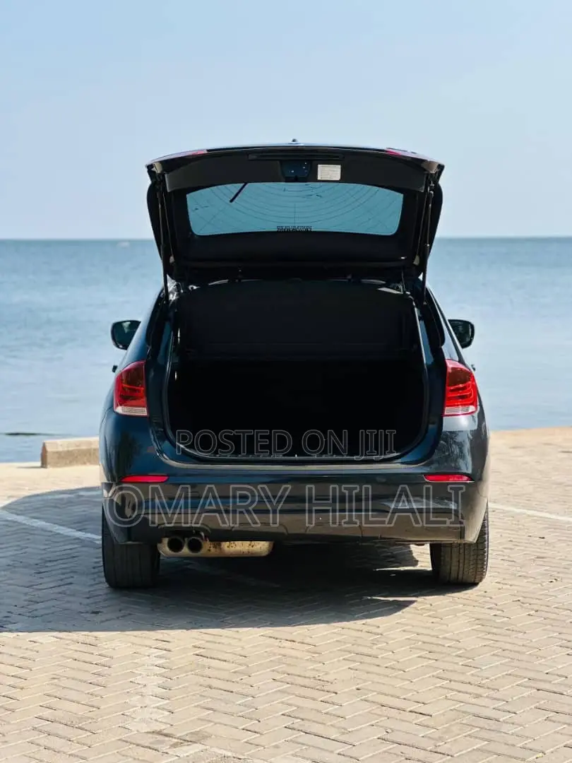 BMW X1 2011 Black