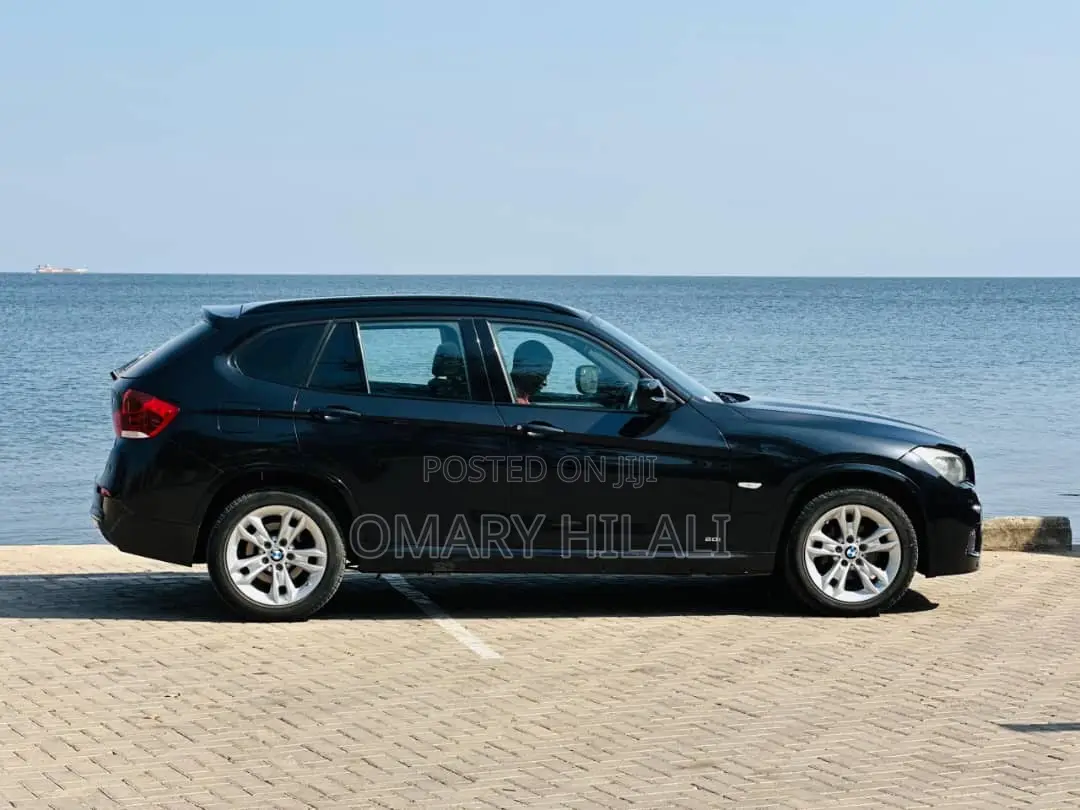 BMW X1 2011 Black