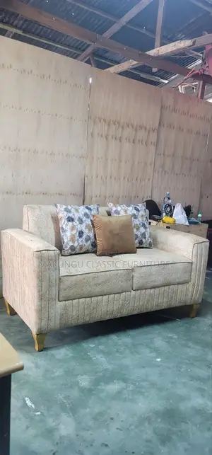 Sofa L Watu Wawii Lina Mito Yake