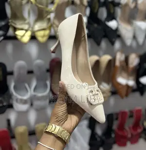Heels Viatu Vikali