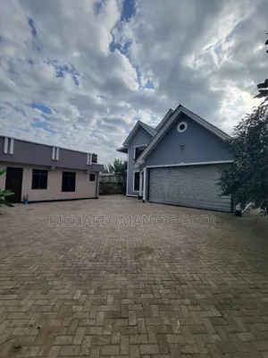 4bdrm Mansion in Central Business Area for rent