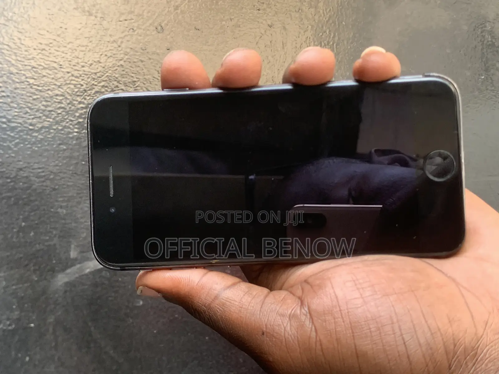 Apple XR 128 GB Black