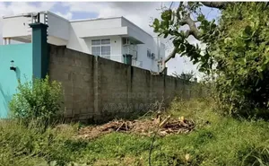 Kiwanja Kinauzwa Ukuni Bagamoyo