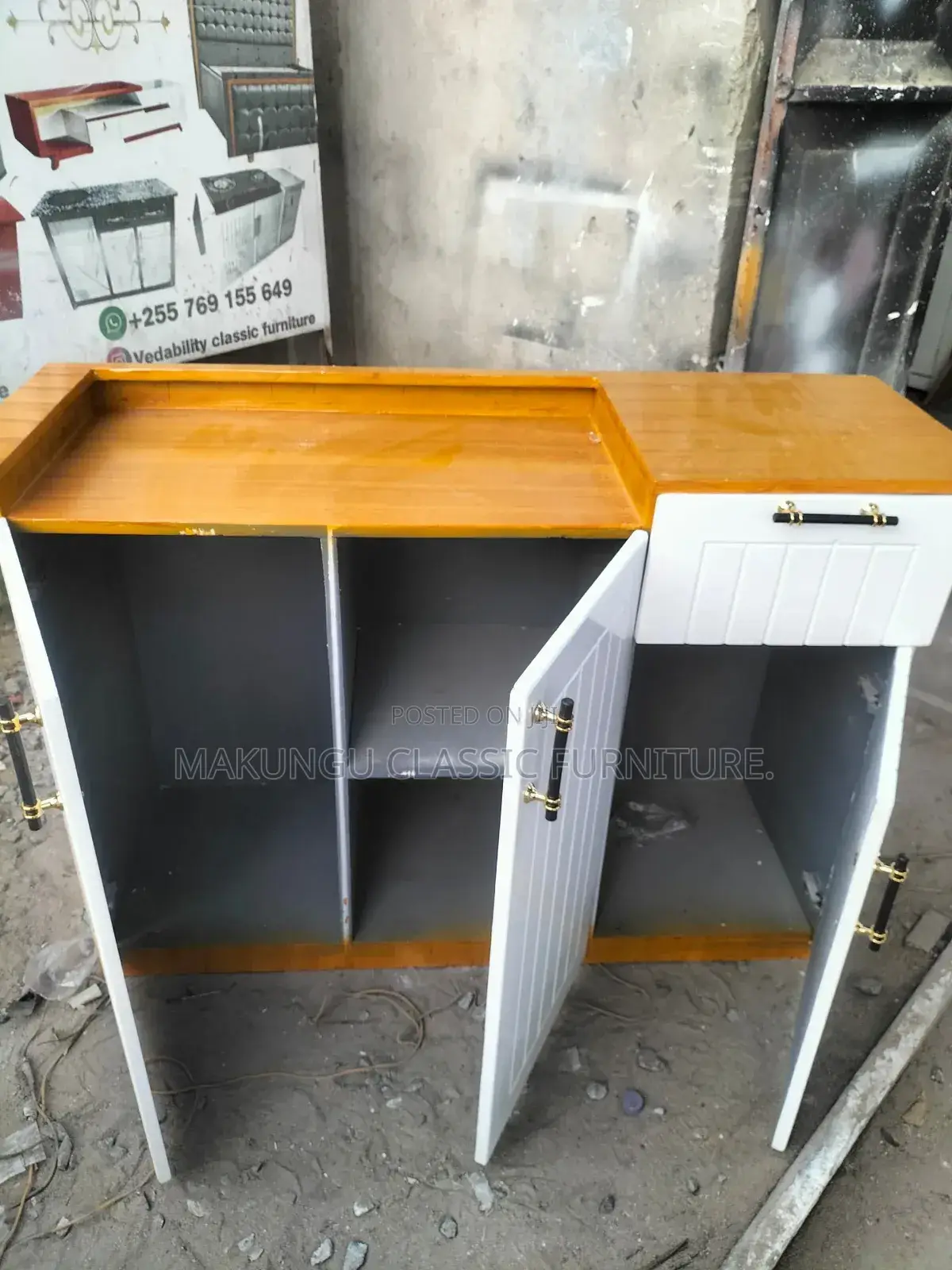 Kitchen Cabinet Ya Plate Mbili