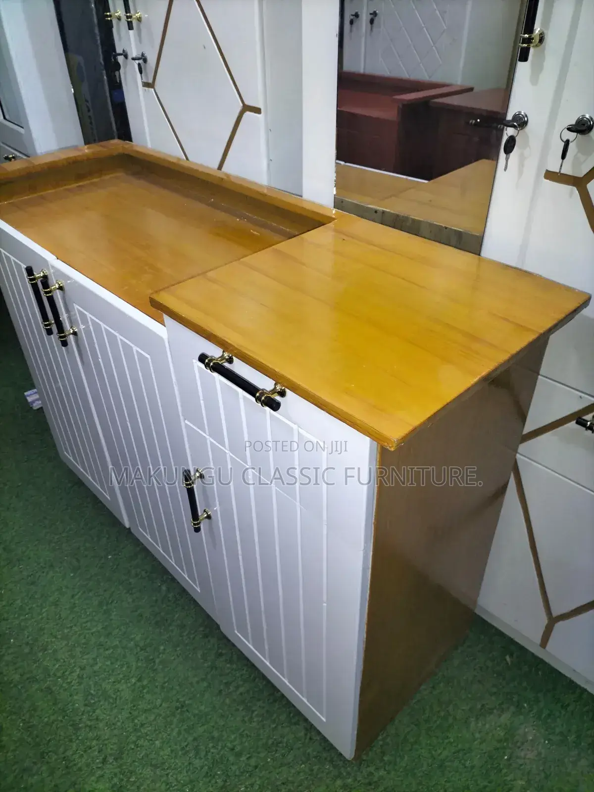 Kitchen Cabinet Ya Plate Mbili