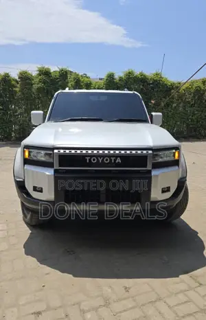 Toyota Land Cruiser Prado 2024 White