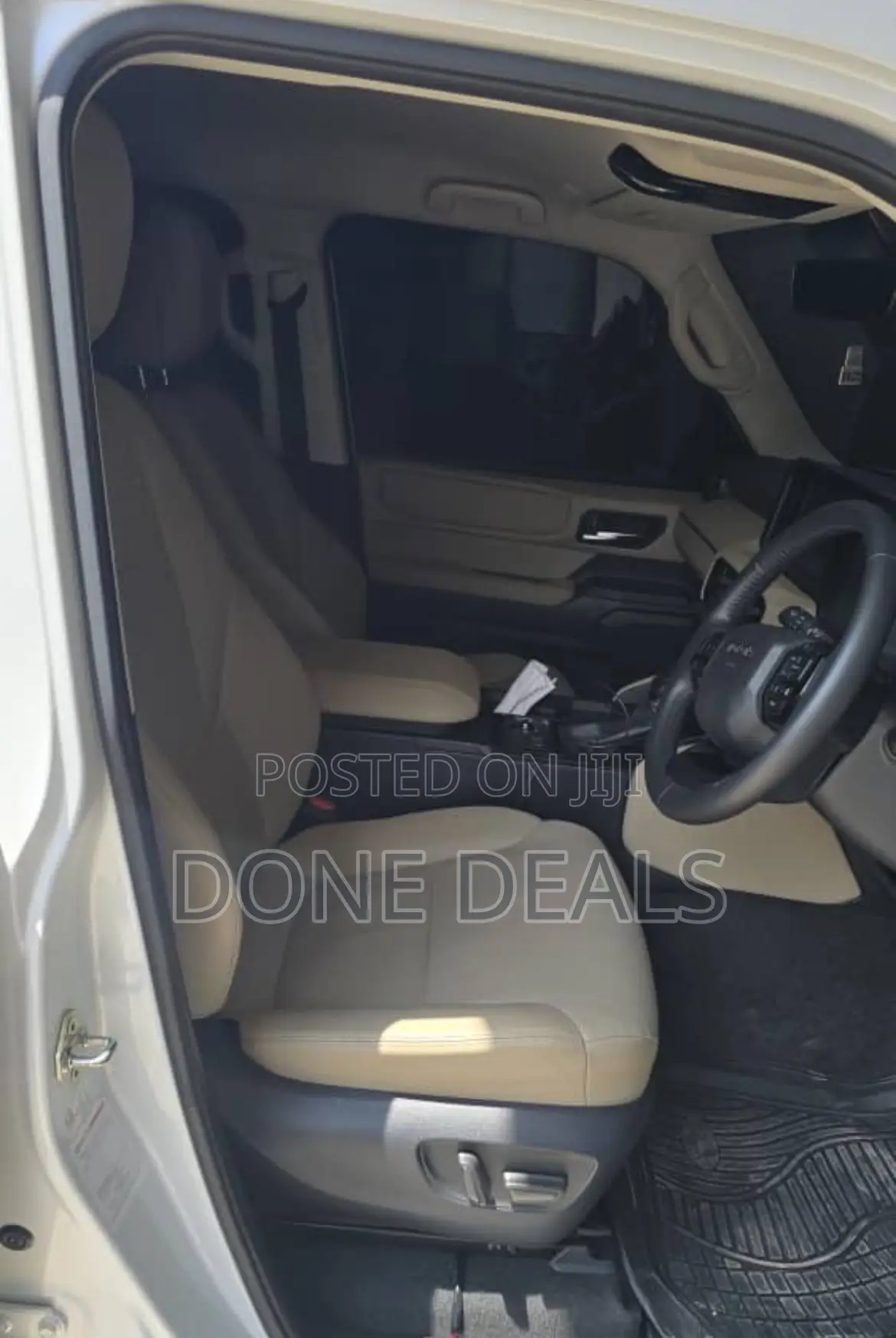 Toyota Land Cruiser Prado 2024 White