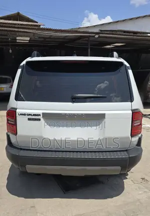 Toyota Land Cruiser Prado 2024 White