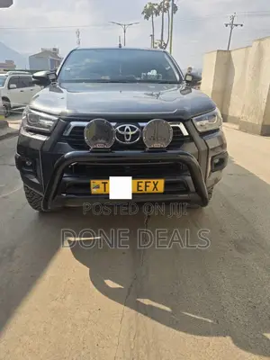Toyota Hilux 2020 Black