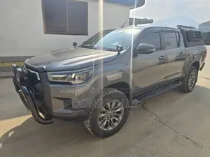 Toyota Hilux 2020 Black