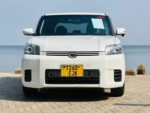 Toyota Corolla Rumion 2008 White