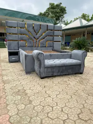 Kitanda Cha Bedsofa Na Sticker Za Gold