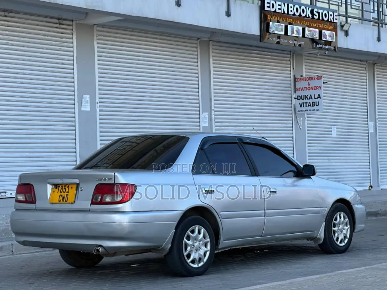 Toyota Carina 2000 Silver
