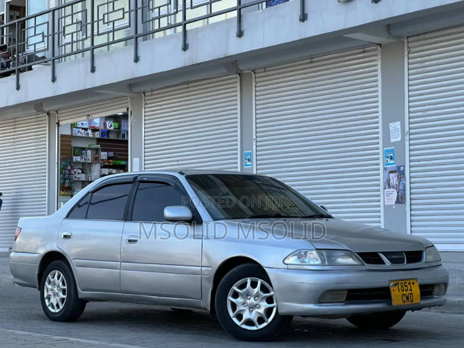 Toyota Carina 2000 Silver