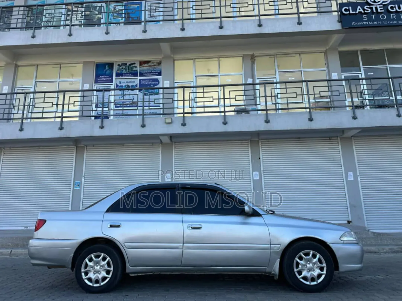 Toyota Carina 2000 Silver