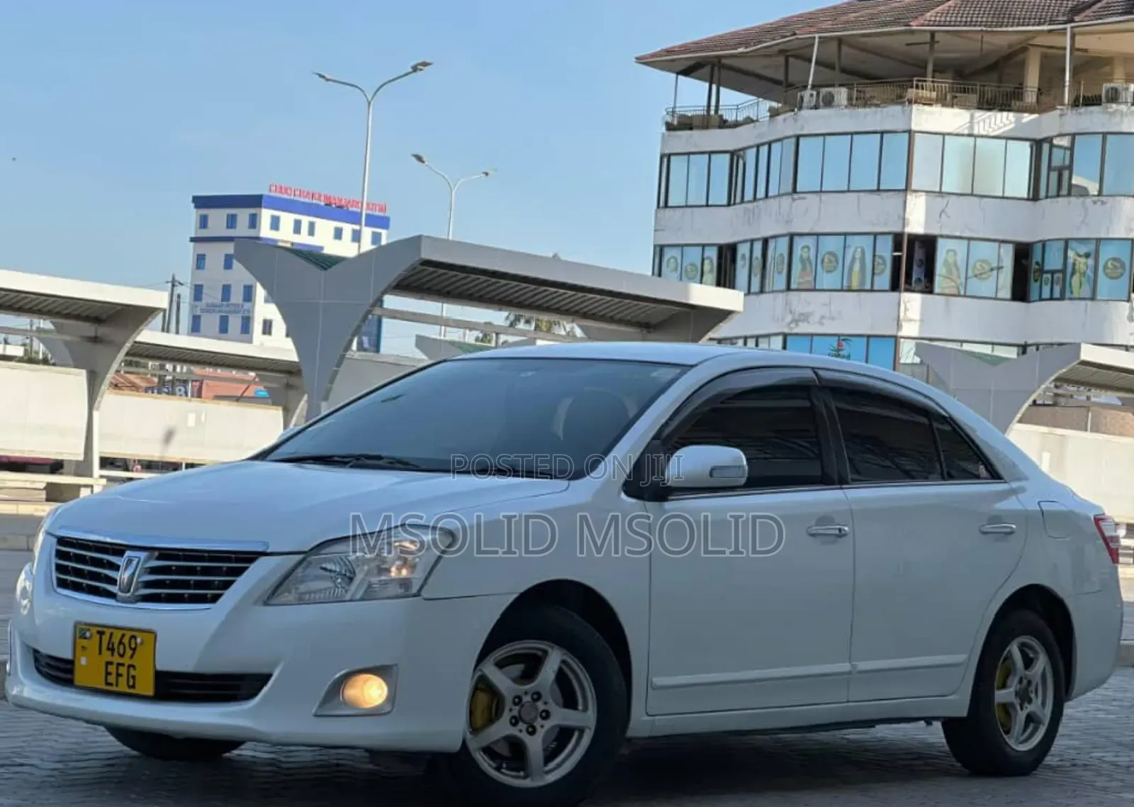 Toyota Premio 2010 White