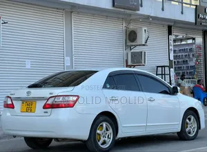 Toyota Premio 2010 White