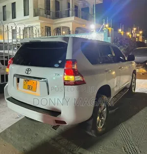 Toyota Land Cruiser Prado 2012 White