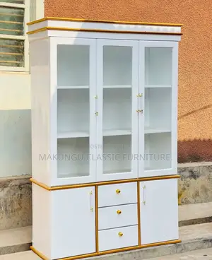 Kabati La Vyombo Milango Mitatu