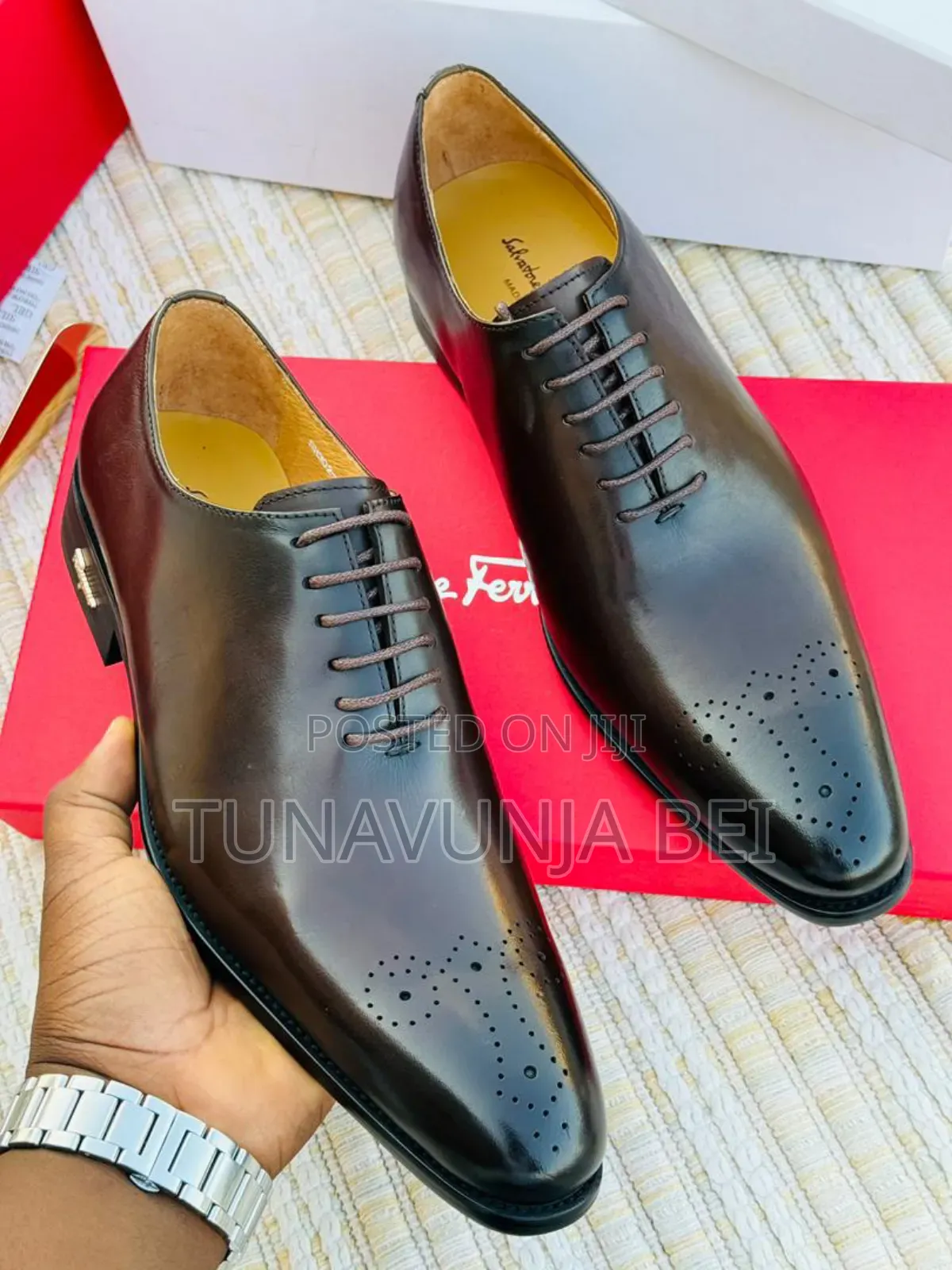 Salvatone Ferregamo Shoes / Made in Italy