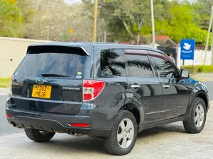 Subaru Forester 2011 Black
