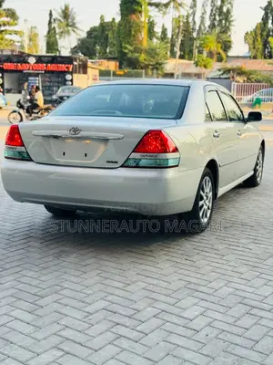Toyota Mark II 2004 Beige