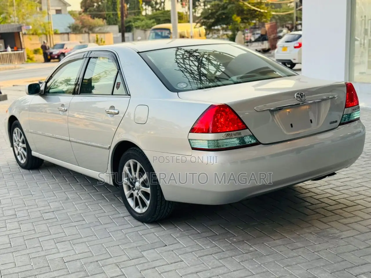 Toyota Mark II 2004 Beige