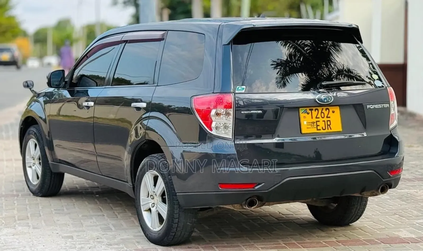 Subaru Forester 2011 Black