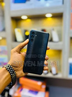 New Samsung Galaxy A04s 128 GB Black