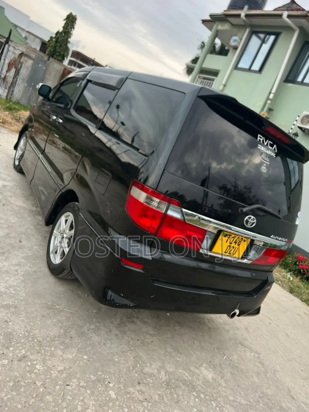 Toyota Alphard 2004 Black