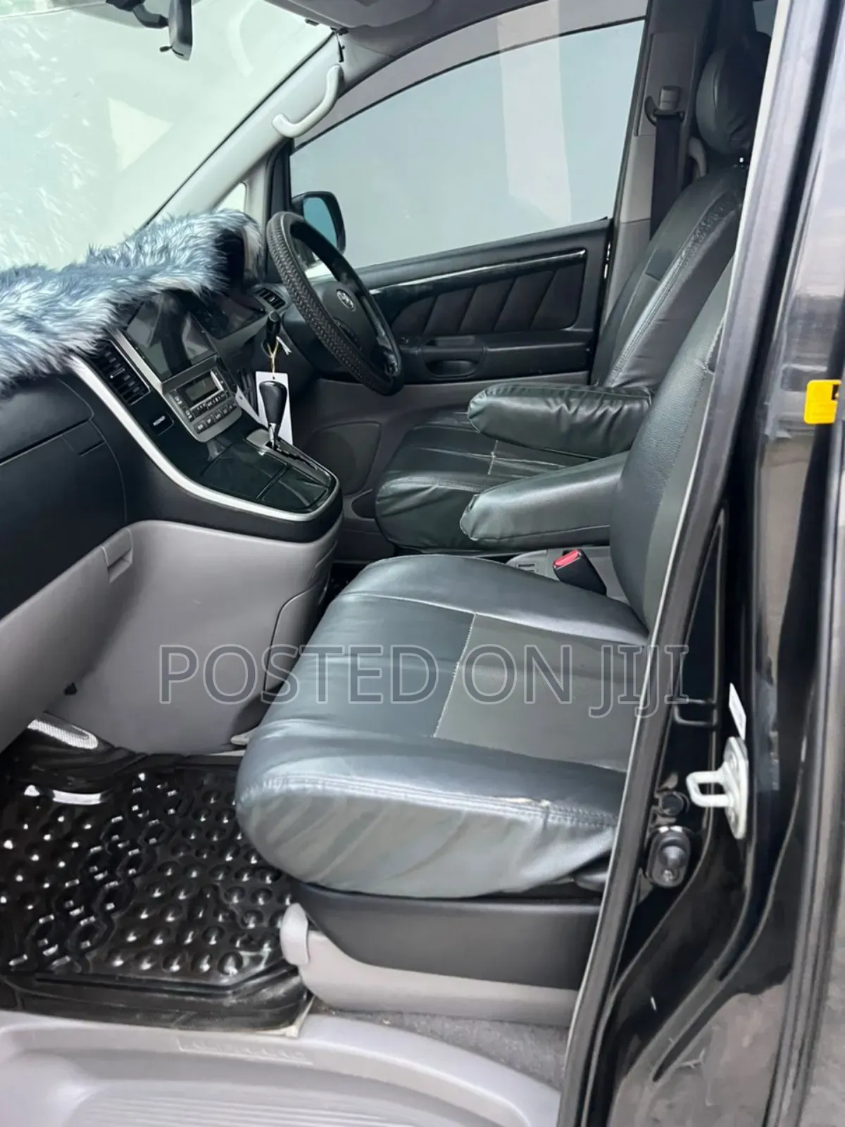 Toyota Alphard 2004 Black