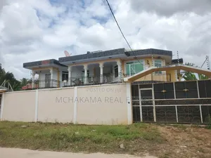 4bdrm Block of Flats in Yusuph Mchakama, Kigamboni for sale