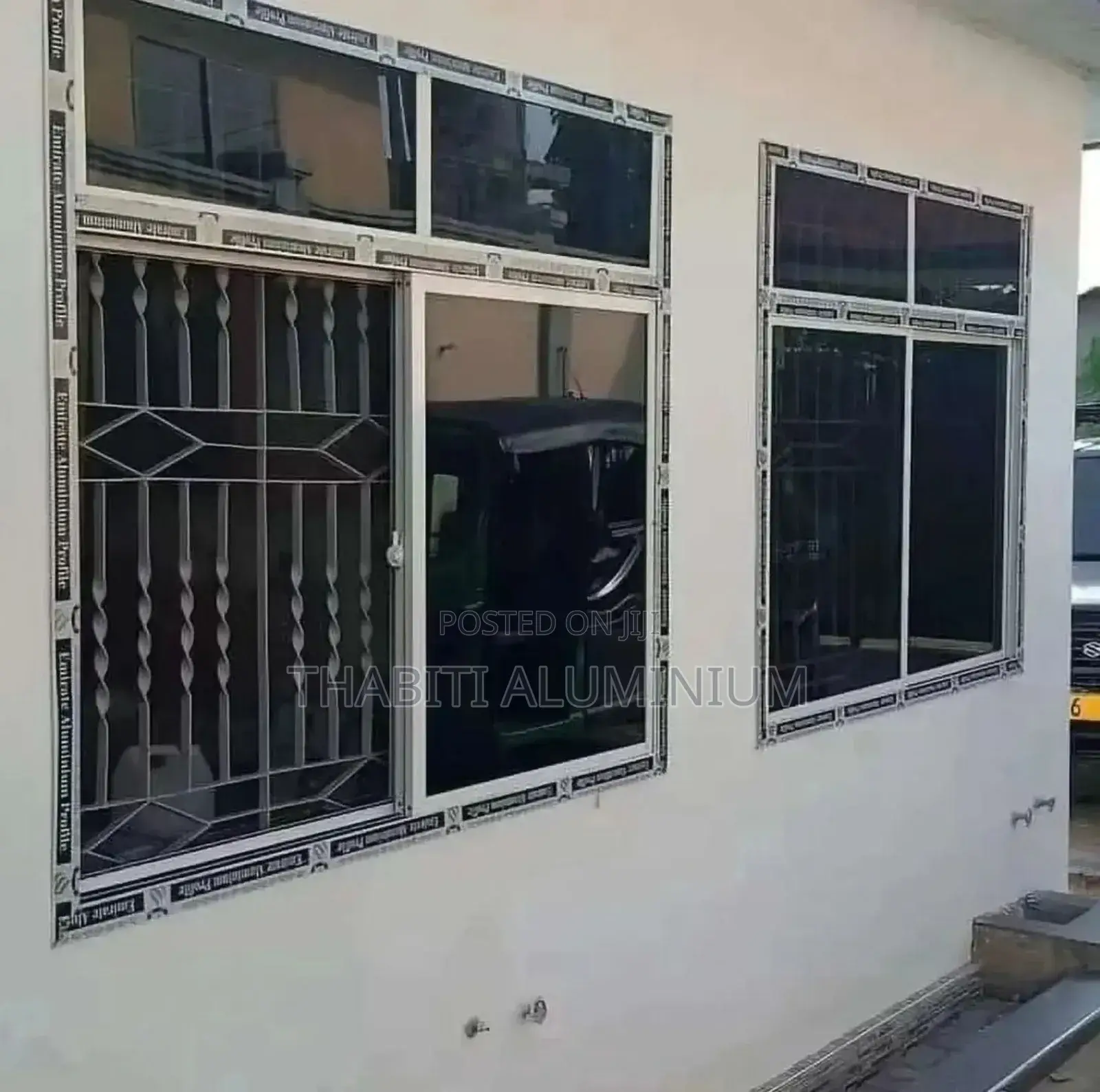 Fundi Aluminium Kutengeneza Dirisha Na Milango