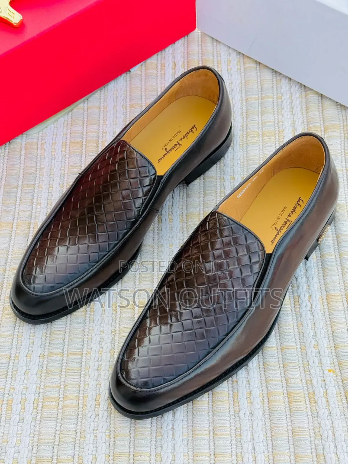 Men's Leather Shoes Made in Italy With Very Hot Brand