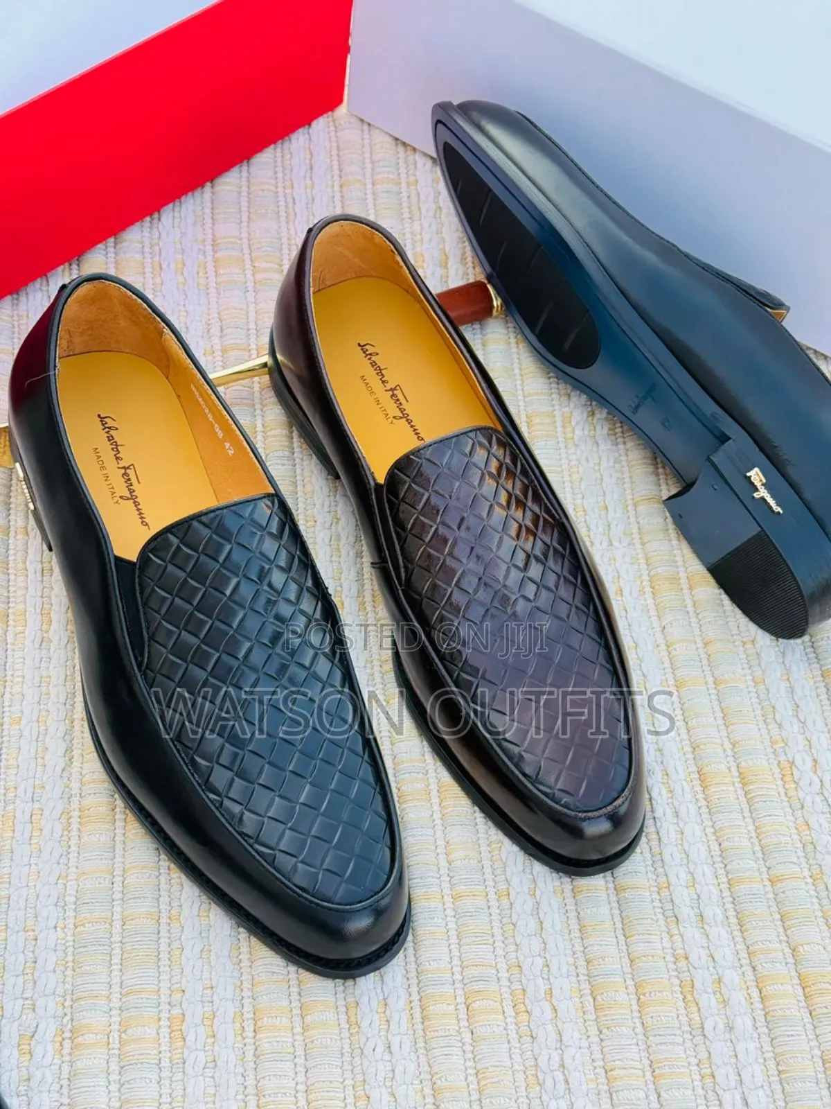 Men's Leather Shoes Made in Italy With Very Hot Brand