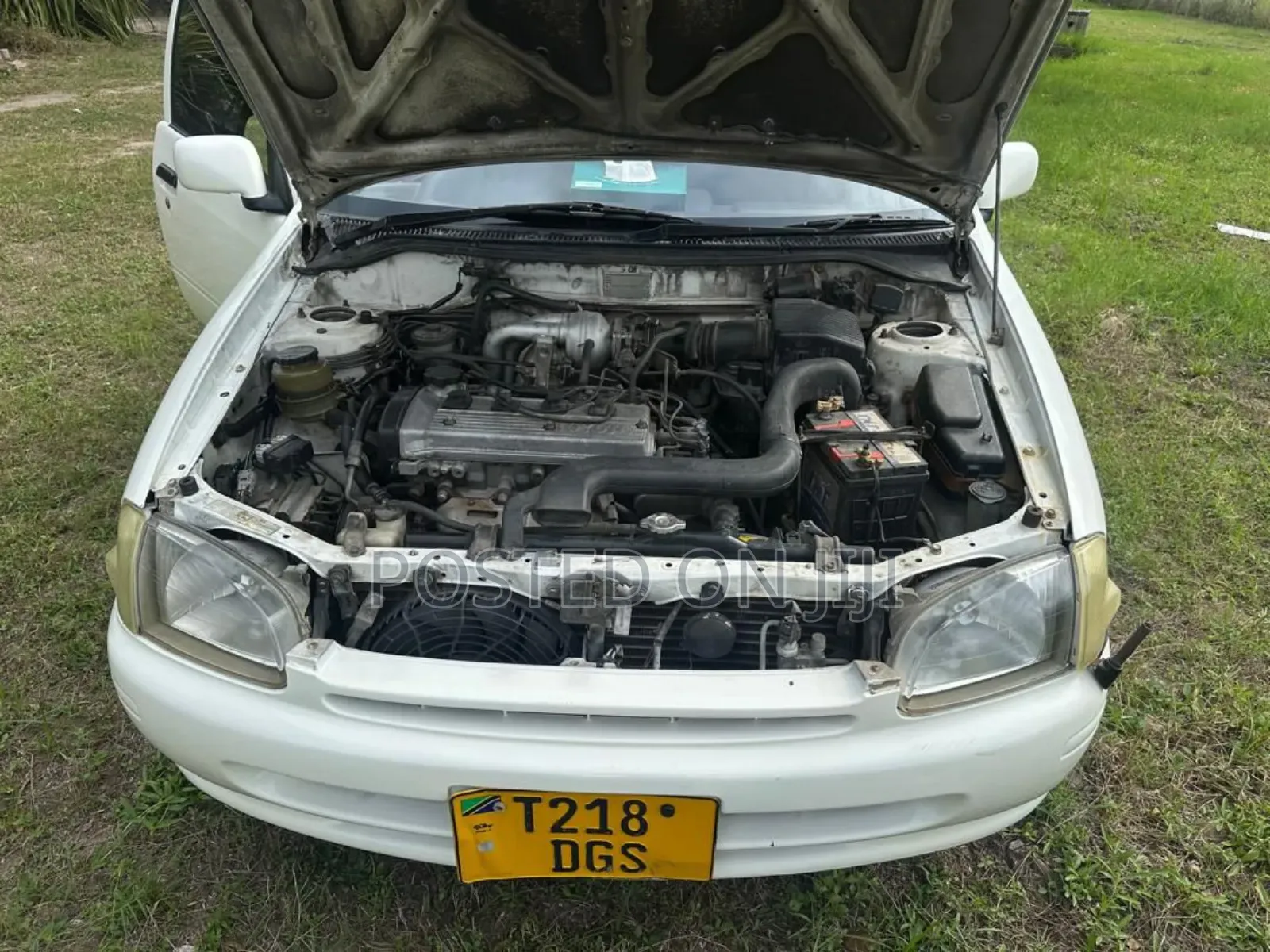 Toyota Starlet 2000 White