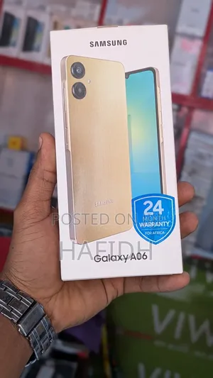 New Samsung Galaxy A06 64 GB Gold