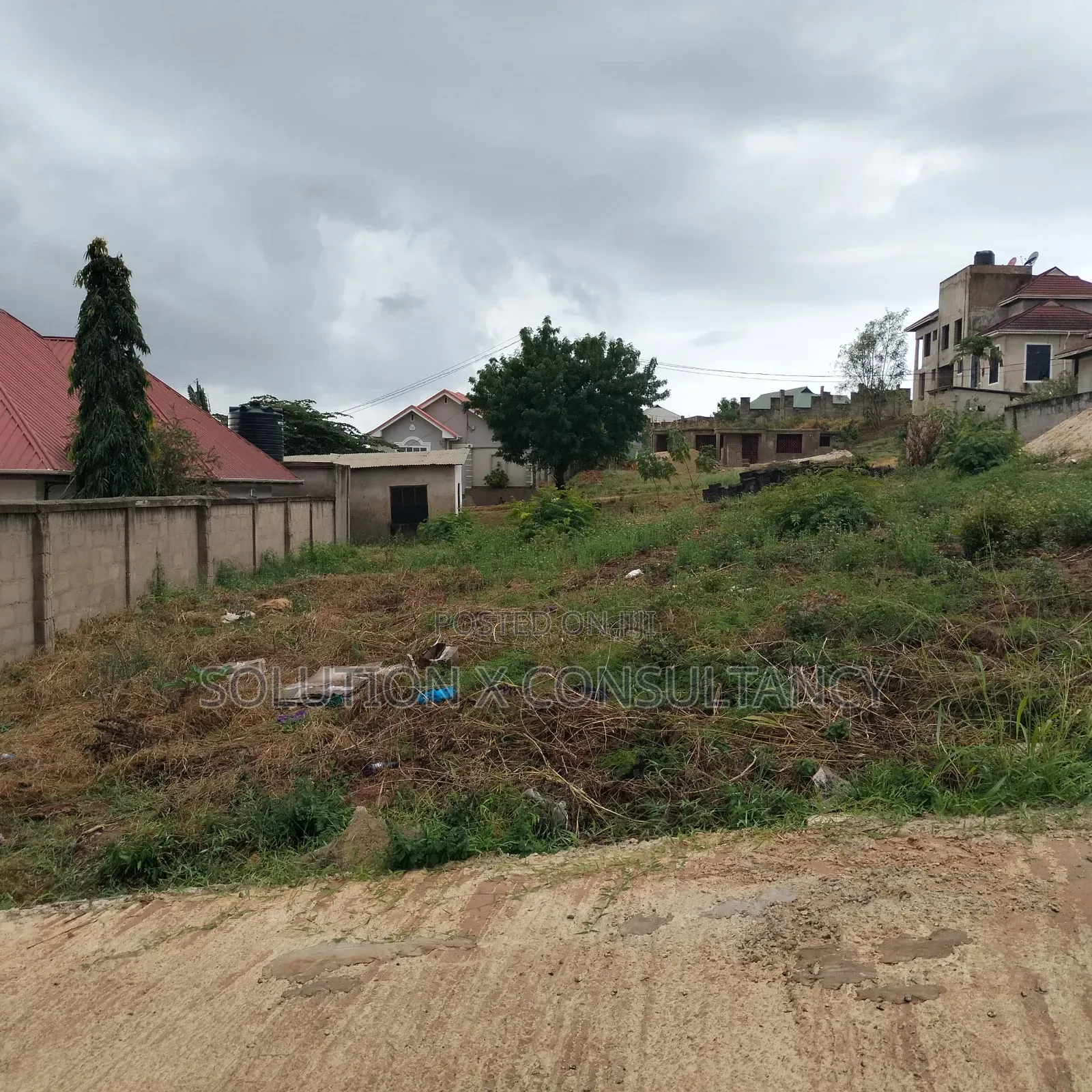 Kiwanja Kinauzwa Salasala Mwisho