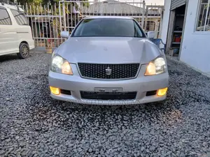 Toyota Crown 2006 Silver