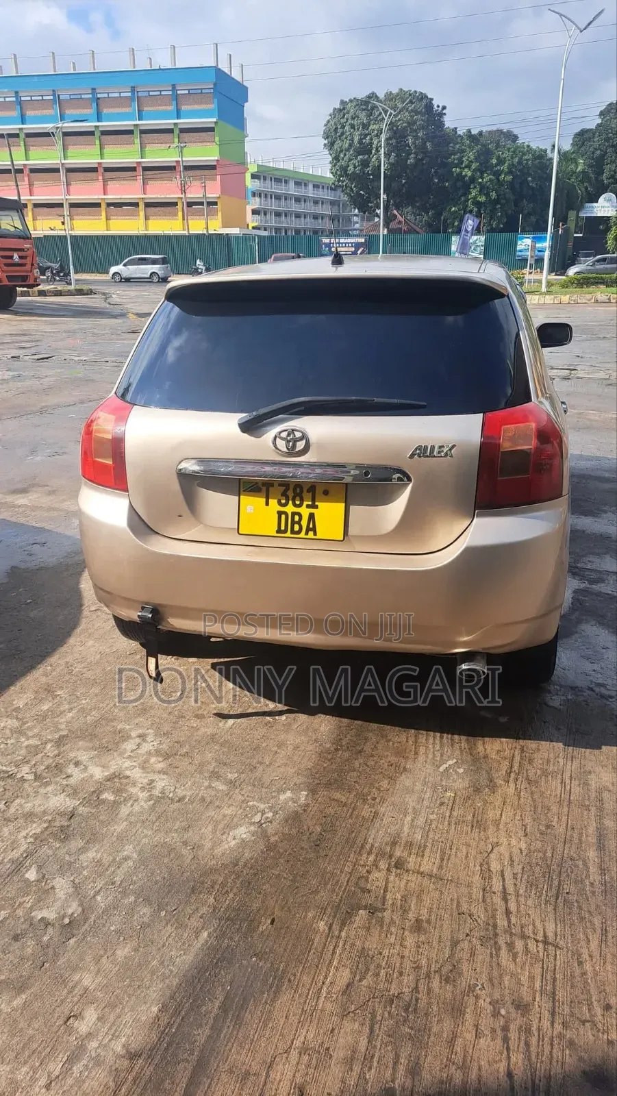Toyota Corolla RunX 2006 Gold