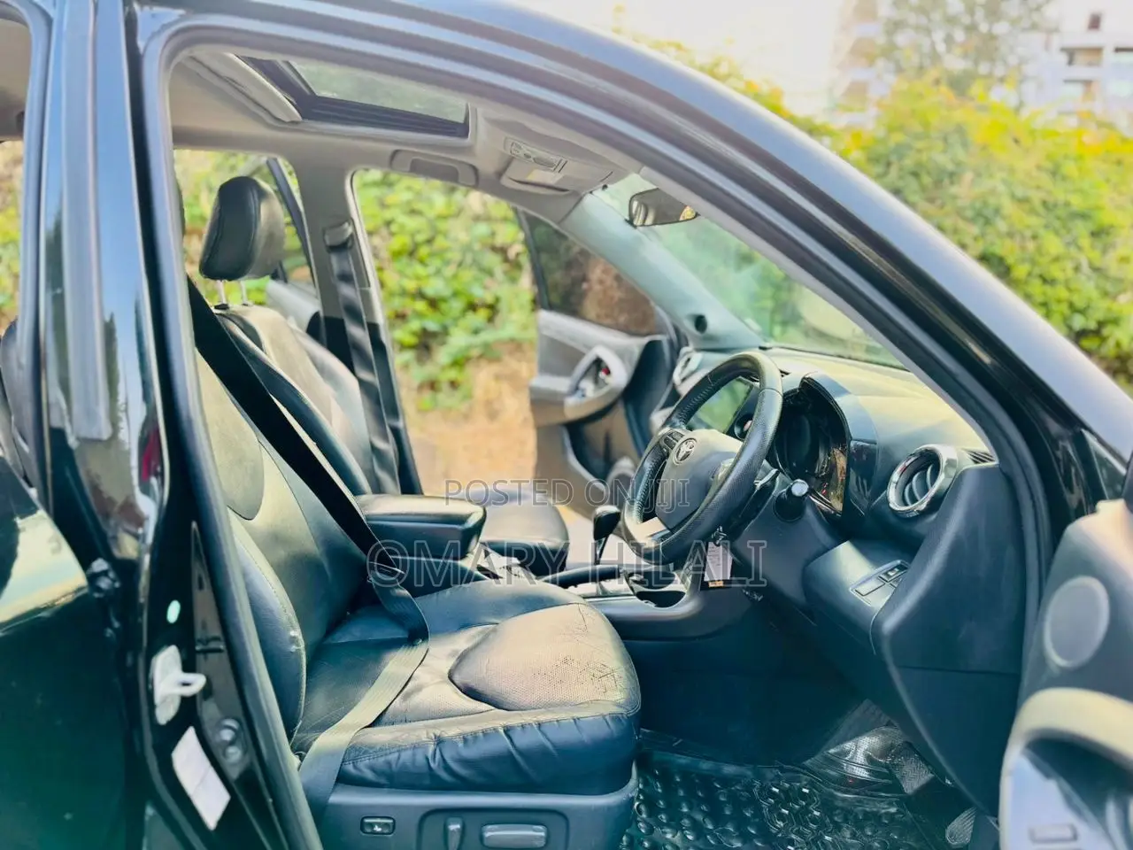 Toyota Vanguard 2010 Black