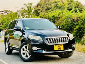 Toyota Vanguard 2010 Black