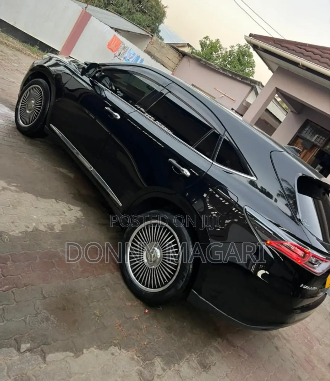 Toyota Harrier 2.5 Hybrid 4WD 2016 Black