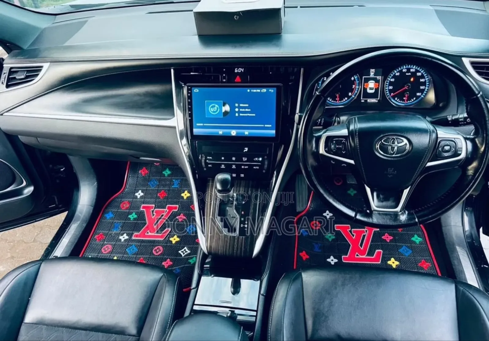 Toyota Harrier 2.5 Hybrid 4WD 2016 Black