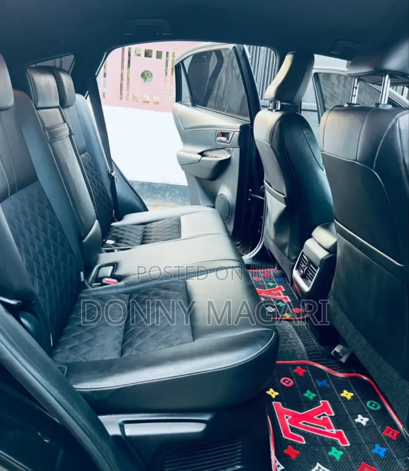 Toyota Harrier 2.5 Hybrid 4WD 2016 Black