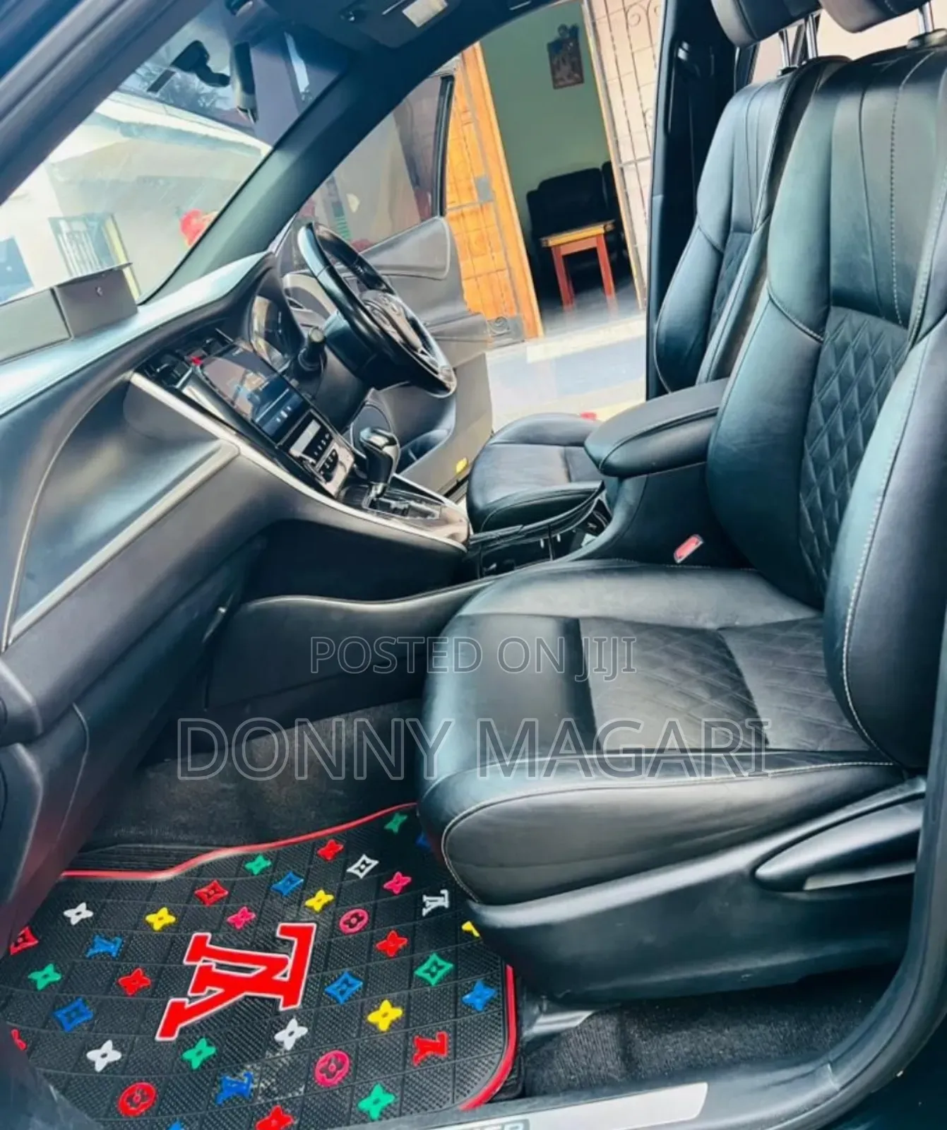Toyota Harrier 2.5 Hybrid 4WD 2016 Black