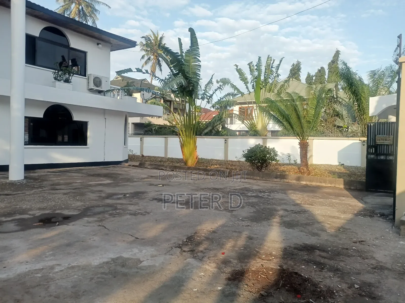Furnished 4bdrm House in Mikocheni for rent