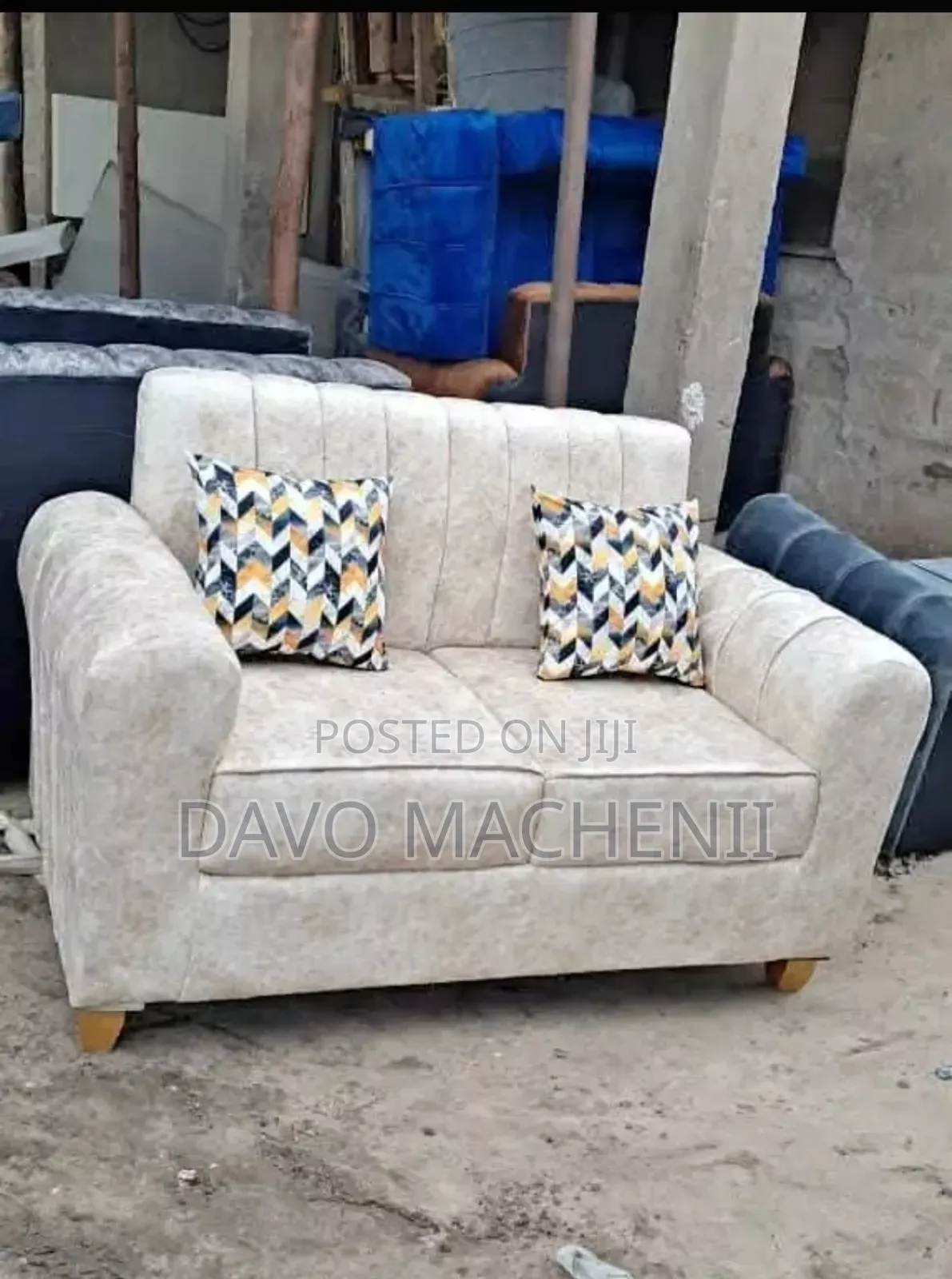 Sofa Mpya Za Watu Wawili Na Zaidi